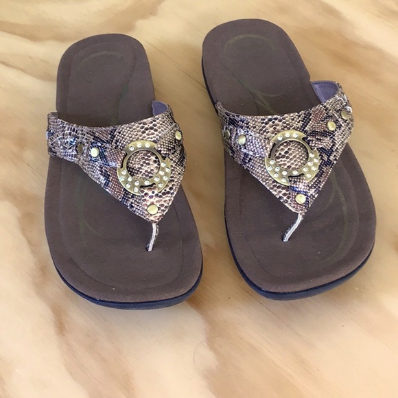 ABEO Sandals Sunrise Snake Print Size 9 Like New - Picture 9 of 16